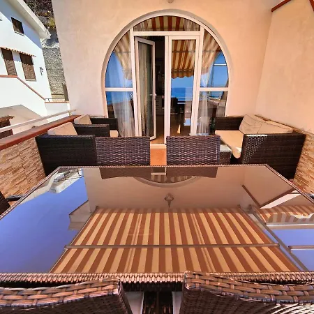 Apartment Le Terrazze Con Vista Mare *