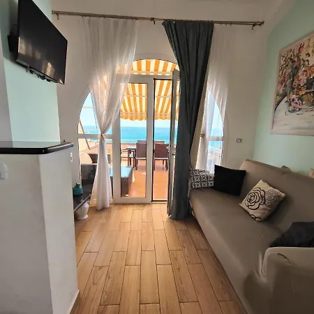 Le Terrazze Con Vista Mare Scalea